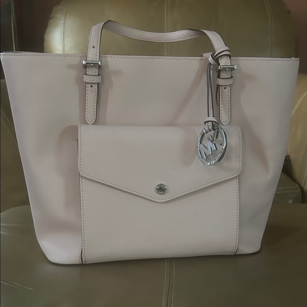 Michael Kors Blush Pink Tote (Perfect Condition brand new never used)